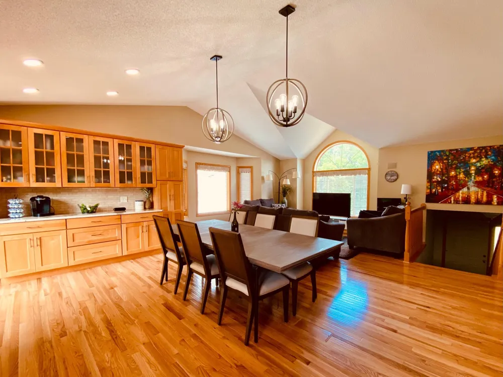 2543 Cypress Street Maplewood, MN 55109