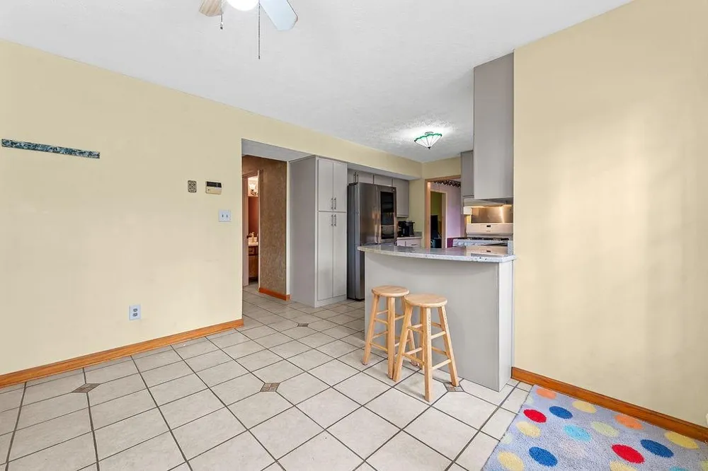 120 Chateau Circle Fayetteville, GA 30215