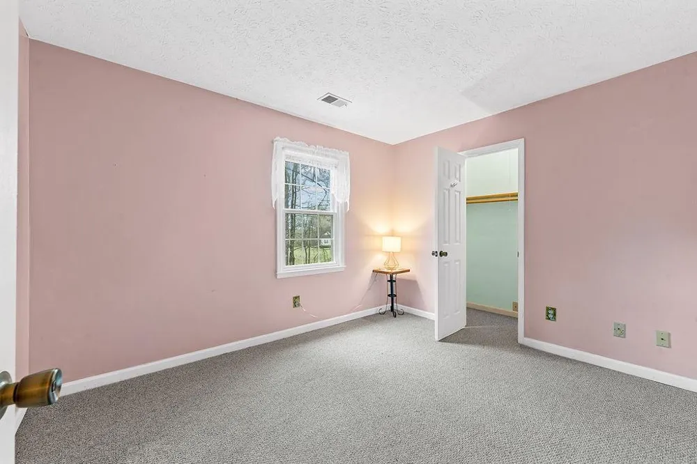 120 Chateau Circle Fayetteville, GA 30215