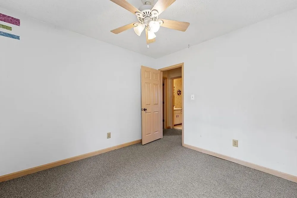 120 Chateau Circle Fayetteville, GA 30215