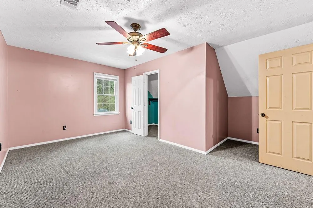 120 Chateau Circle Fayetteville, GA 30215