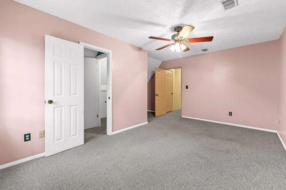 120 Chateau Circle Fayetteville, GA 30215