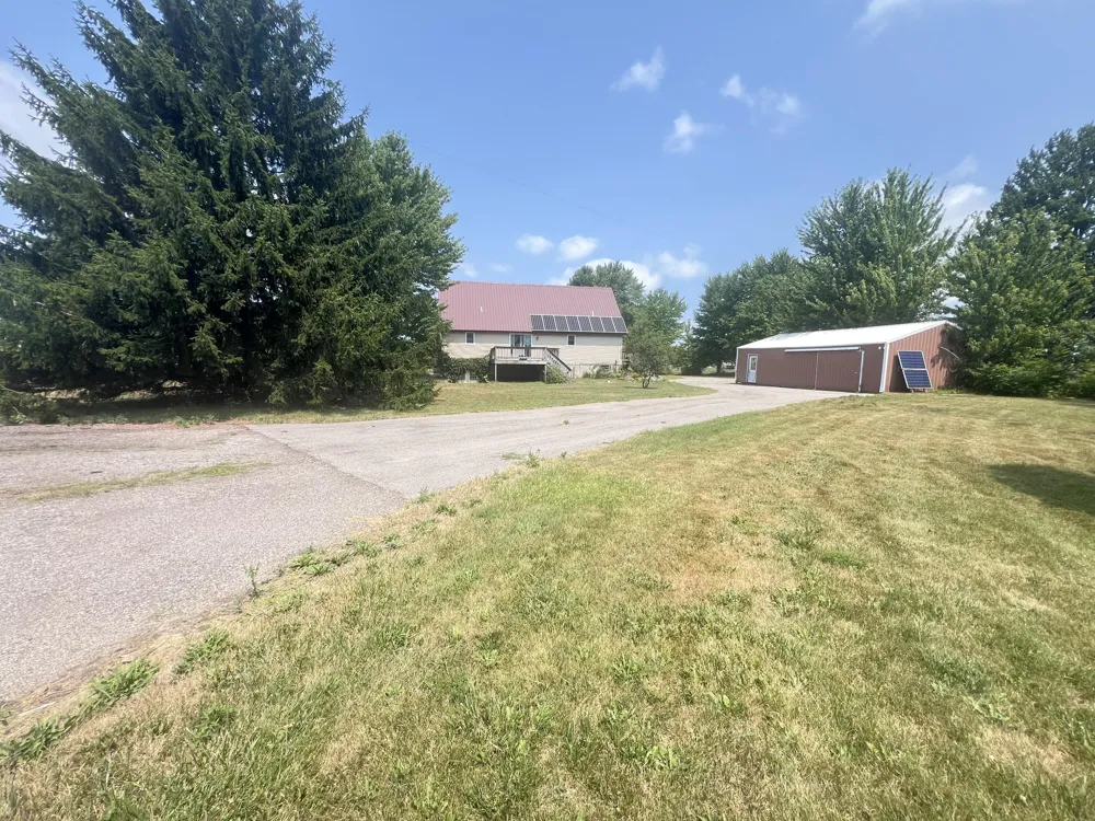 3810 W 72nd Street Newaygo, MI 49337