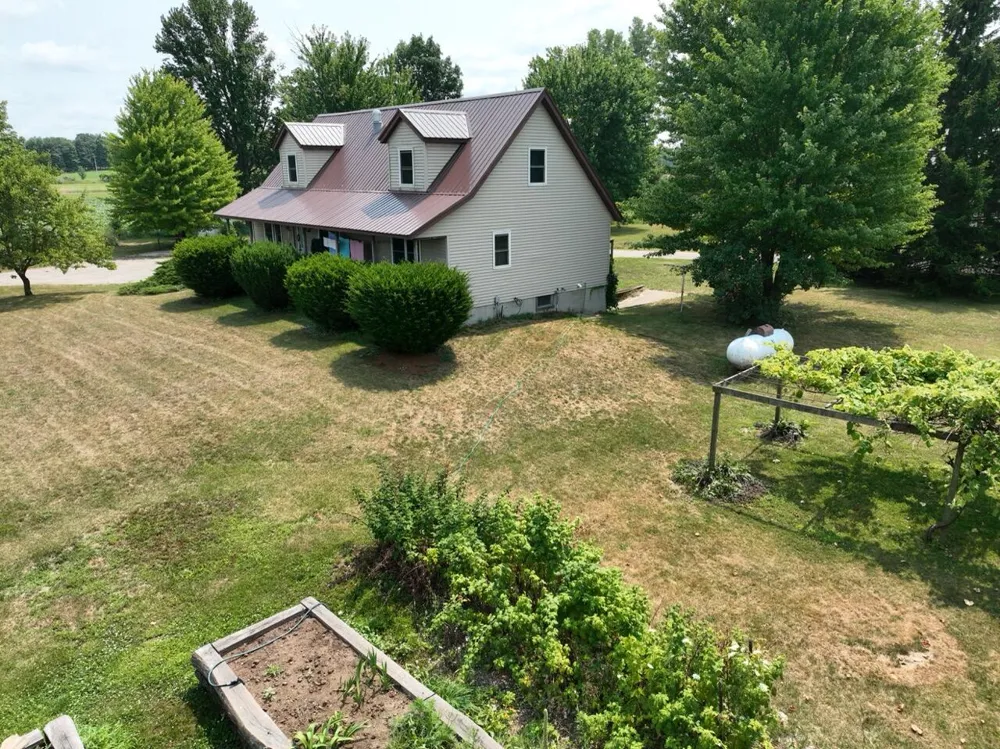 3810 W 72nd Street Newaygo, MI 49337