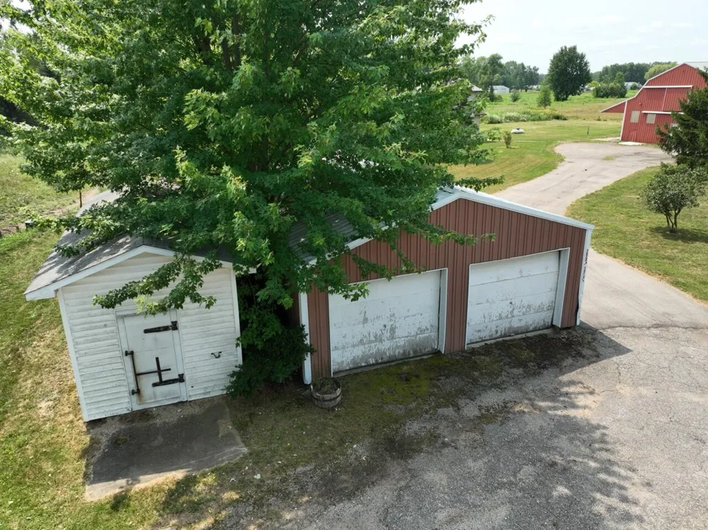 3810 W 72nd Street Newaygo, MI 49337