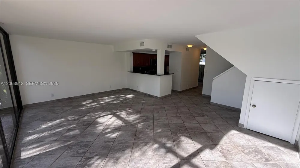 2961 SW 87th Ave #301 Davie, FL 33328