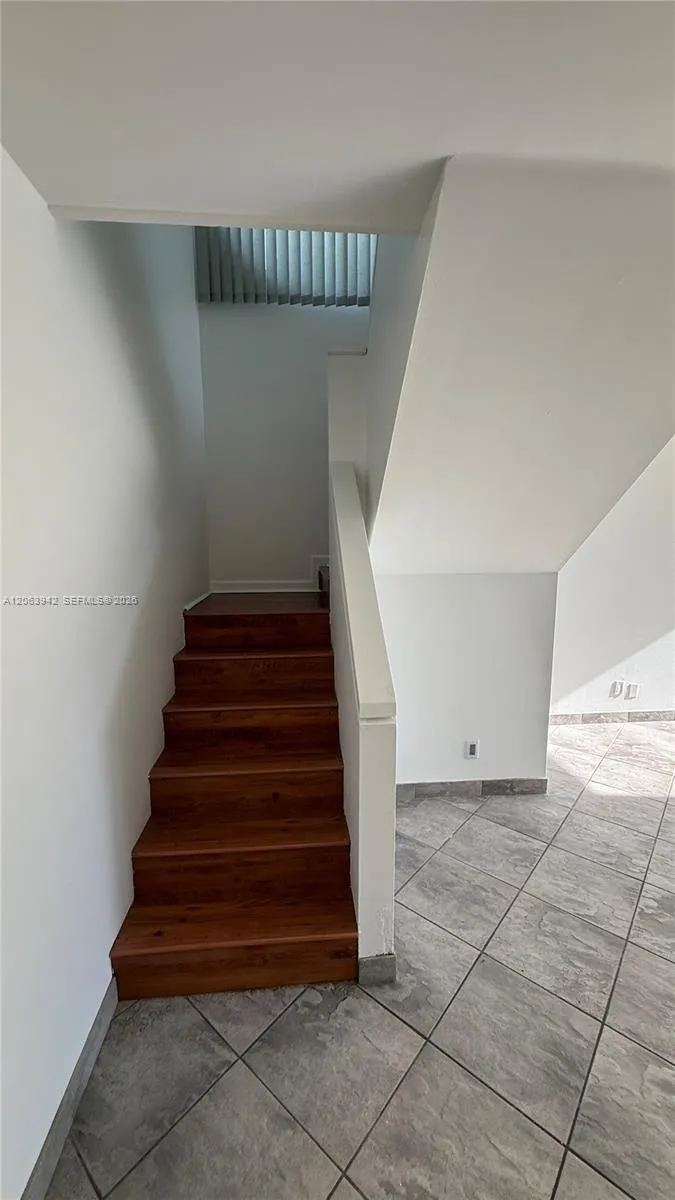 2961 SW 87th Ave #301 Davie, FL 33328
