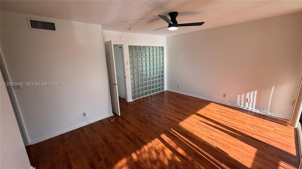 2961 SW 87th Ave #301 Davie, FL 33328