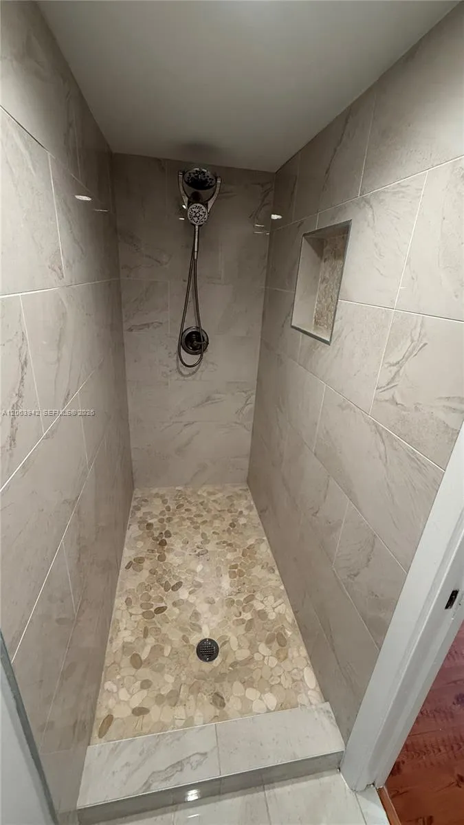 2961 SW 87th Ave #301 Davie, FL 33328