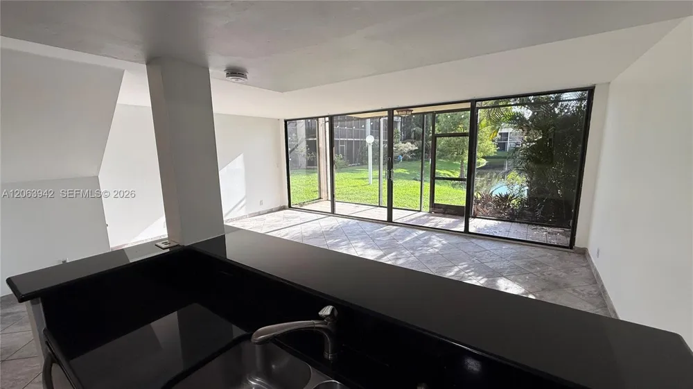 2961 SW 87th Ave #301 Davie, FL 33328