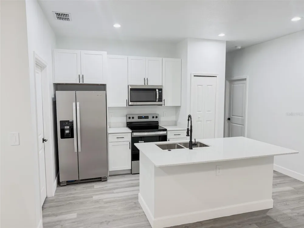 4700 SUNBEAM STREET Sebring, FL 33872