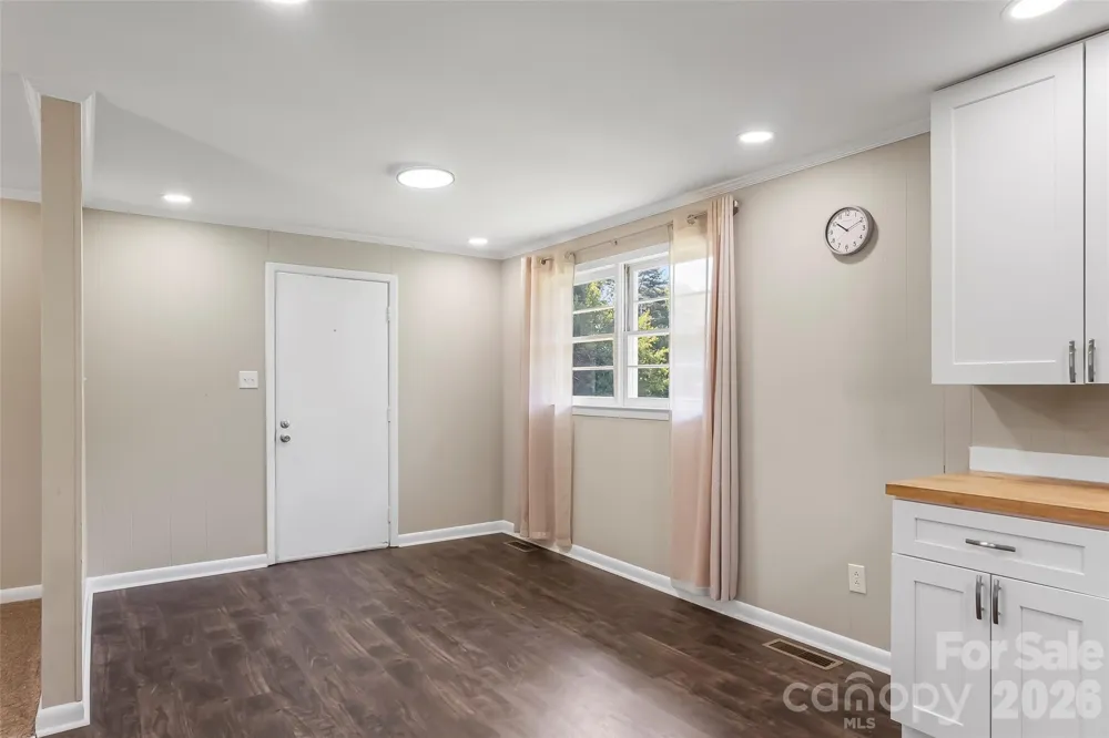 4405 Landing Court Hickory, NC 28602