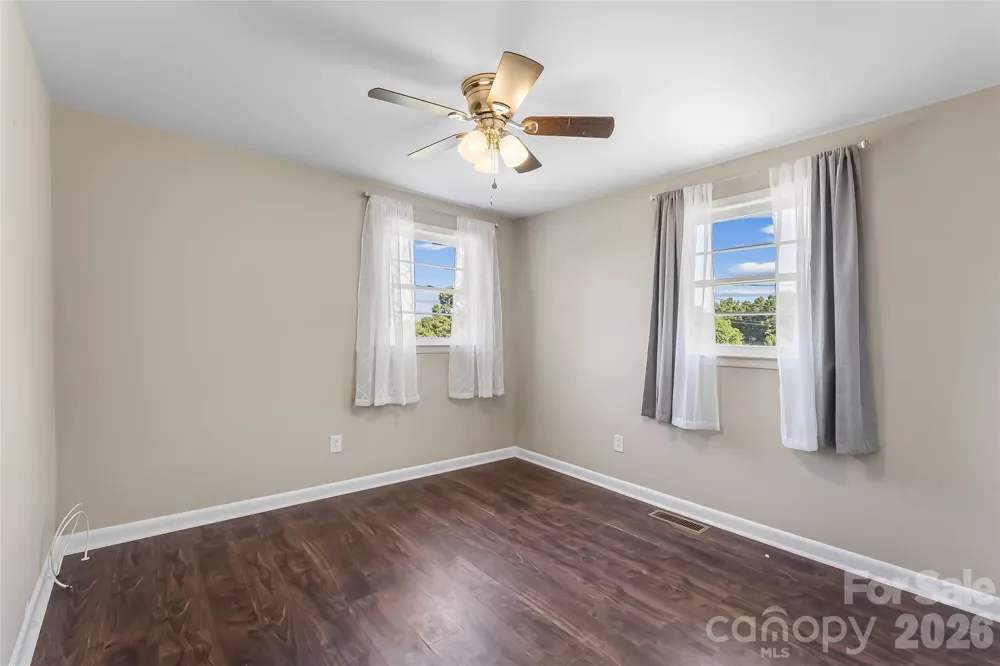4405 Landing Court Hickory, NC 28602