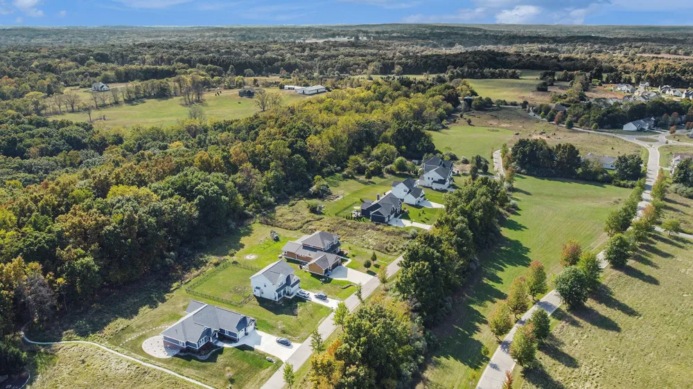 5824 Trail Side Lane Whitmore Lake, MI 48189