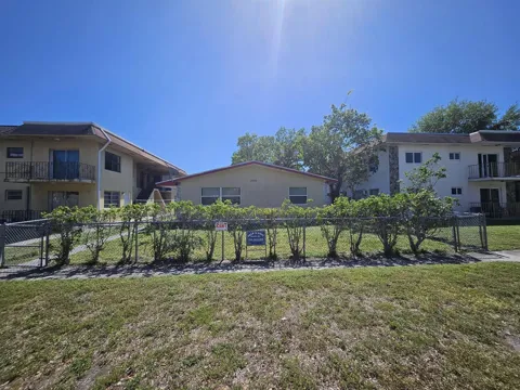 2032 NE 168th Street ## 1