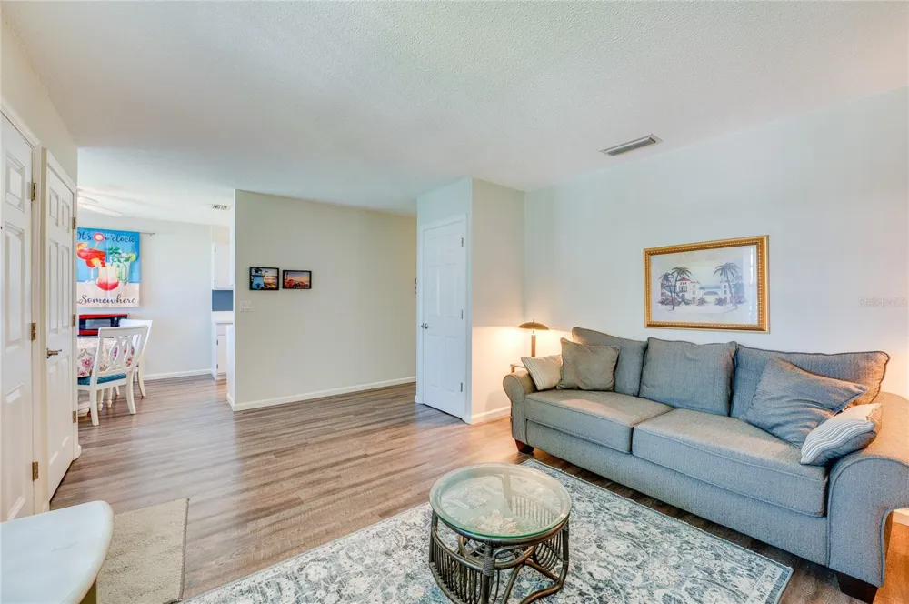 840 CENTER AVENUE #100 Holly Hill, FL 32117