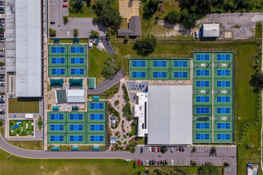 840 CENTER AVENUE #100 Holly Hill, FL 32117