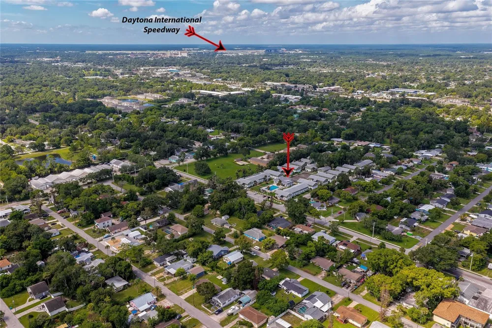 840 CENTER AVENUE #100 Holly Hill, FL 32117