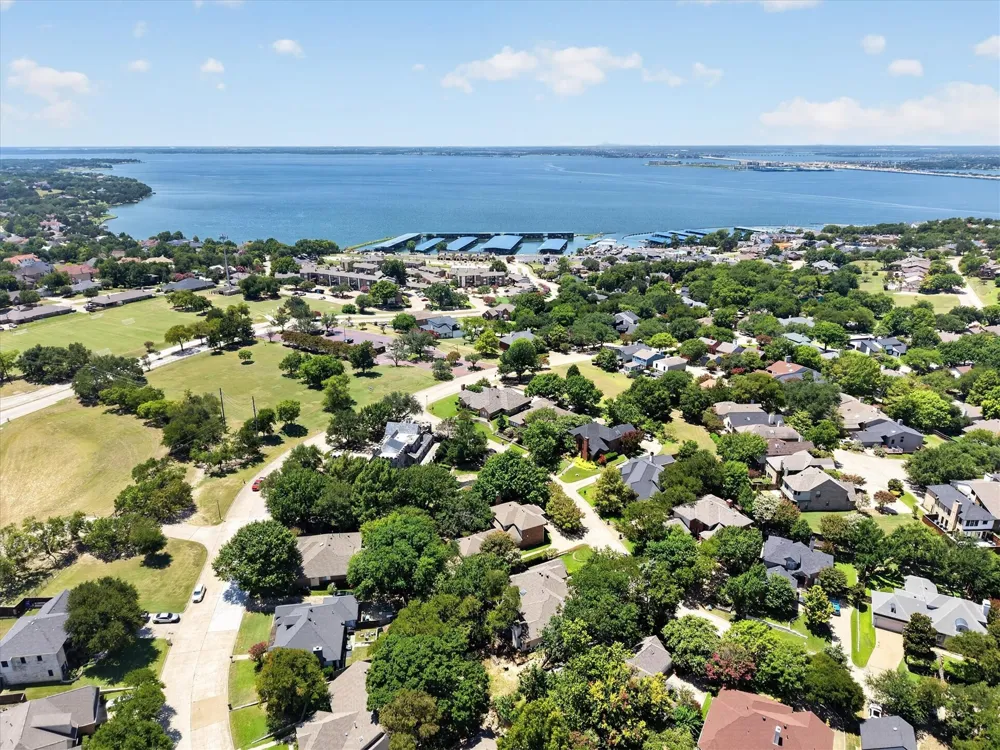 106 Sceptre Drive Rockwall, TX 75032
