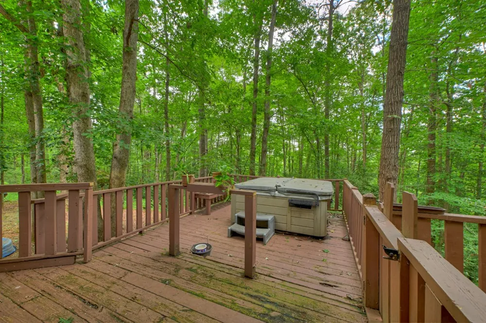 137 Welch Lane Copperhill, TN 37317