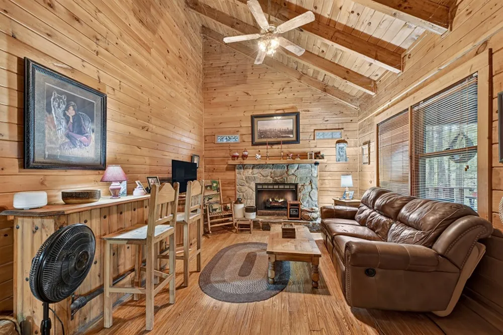 137 Welch Lane Copperhill, TN 37317