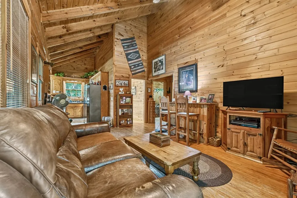 137 Welch Lane Copperhill, TN 37317