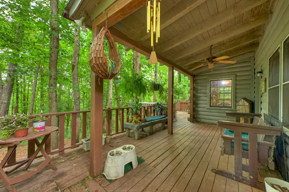 137 Welch Lane Copperhill, TN 37317