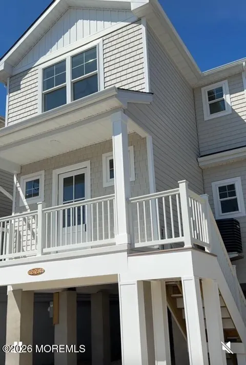 224 Bay Terrace