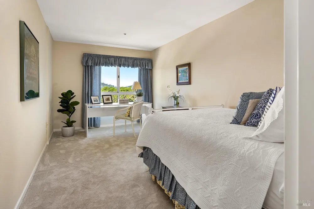 100 Thorndale Drive ##343 San Rafael, CA 94903