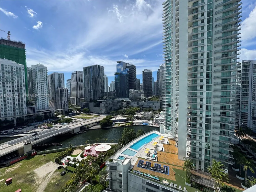 90 SW 3rd St #2314 Miami, FL 33130