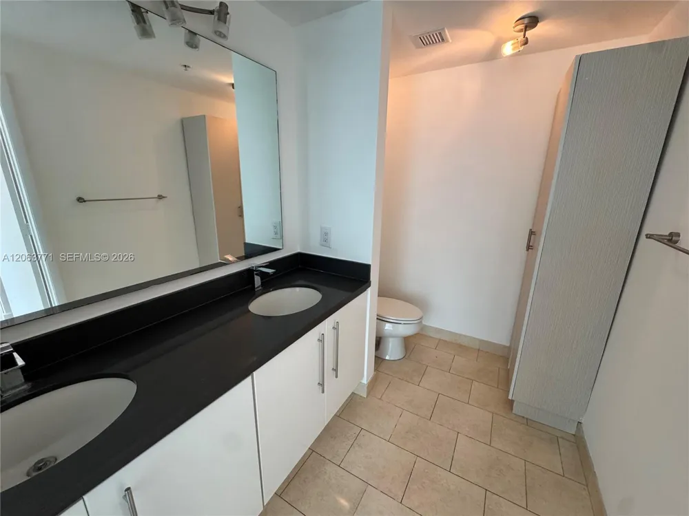 90 SW 3rd St #2314 Miami, FL 33130