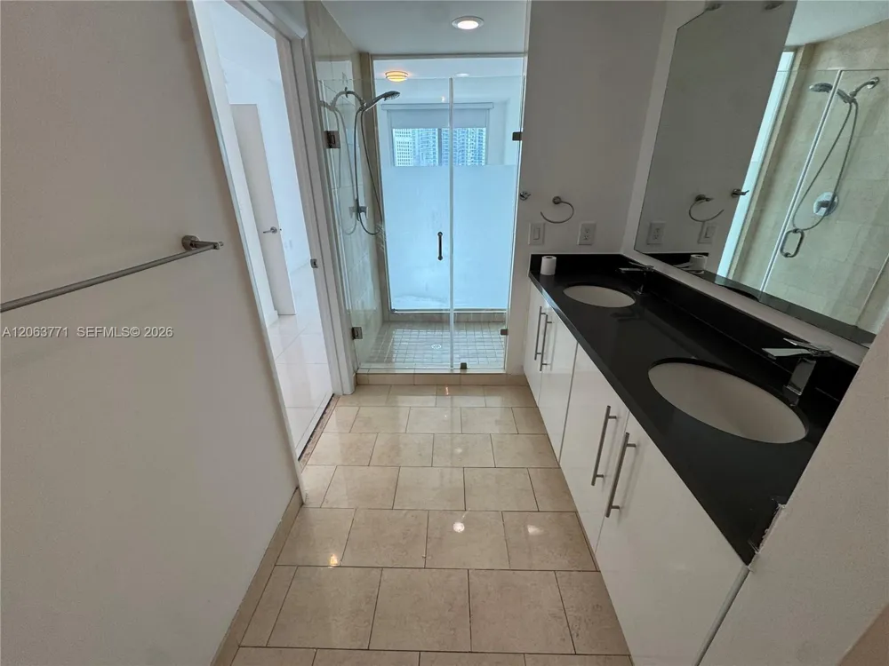 90 SW 3rd St #2314 Miami, FL 33130