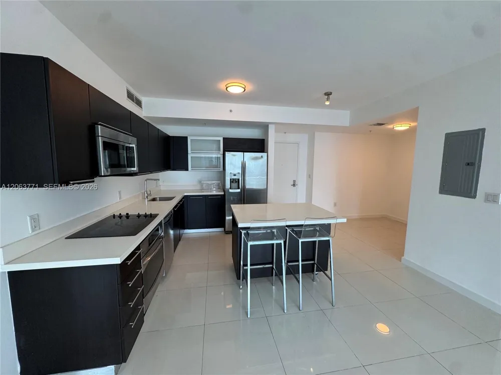 90 SW 3rd St #2314 Miami, FL 33130