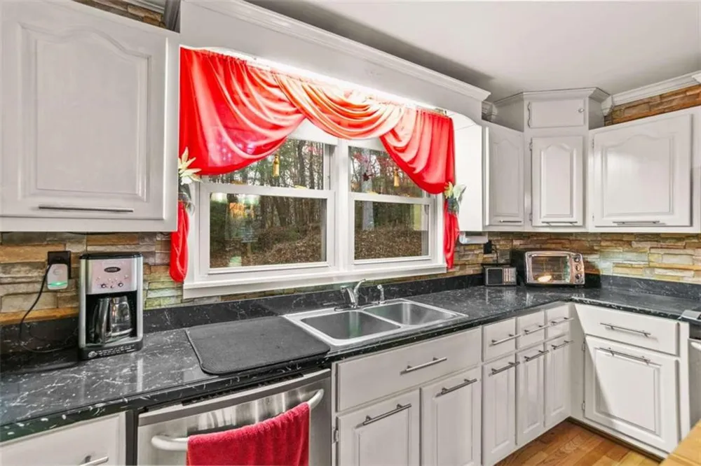 143 Kaely Drive Mineral Bluff, GA 30559