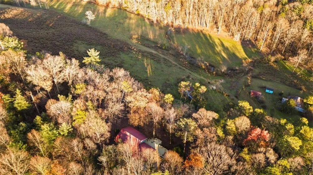 143 Kaely Drive Mineral Bluff, GA 30559