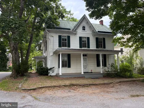 7 OLD PROSPECT AVENUE