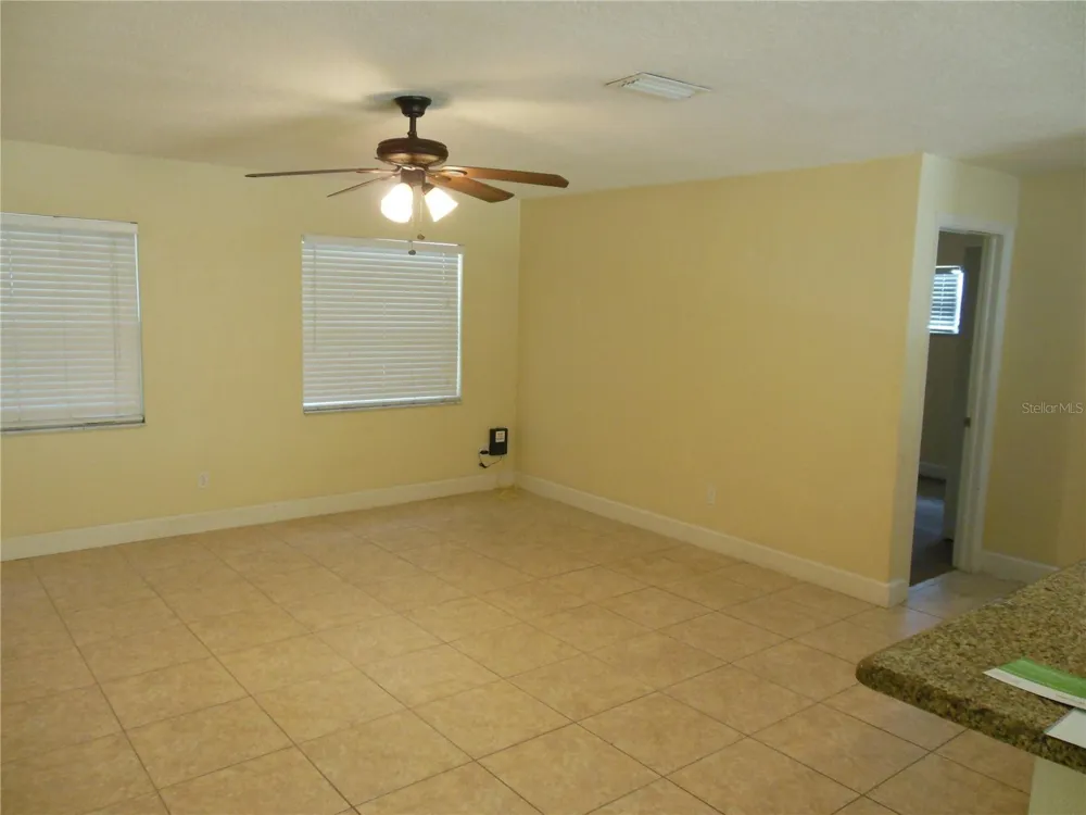 213 BUTTONWOOD AVENUE Winter Springs, FL 32708