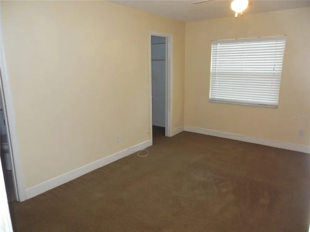 213 BUTTONWOOD AVENUE Winter Springs, FL 32708