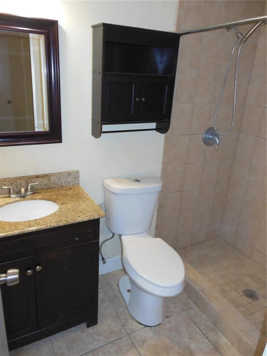 213 BUTTONWOOD AVENUE Winter Springs, FL 32708