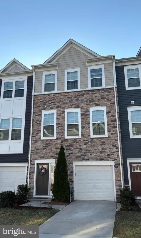 1808 KELLINGTON COURT