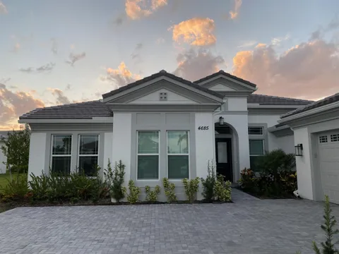 4685 Estates Circle