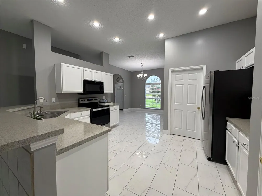 3276 WOODGLEN DRIVE Orange Park, FL 32065
