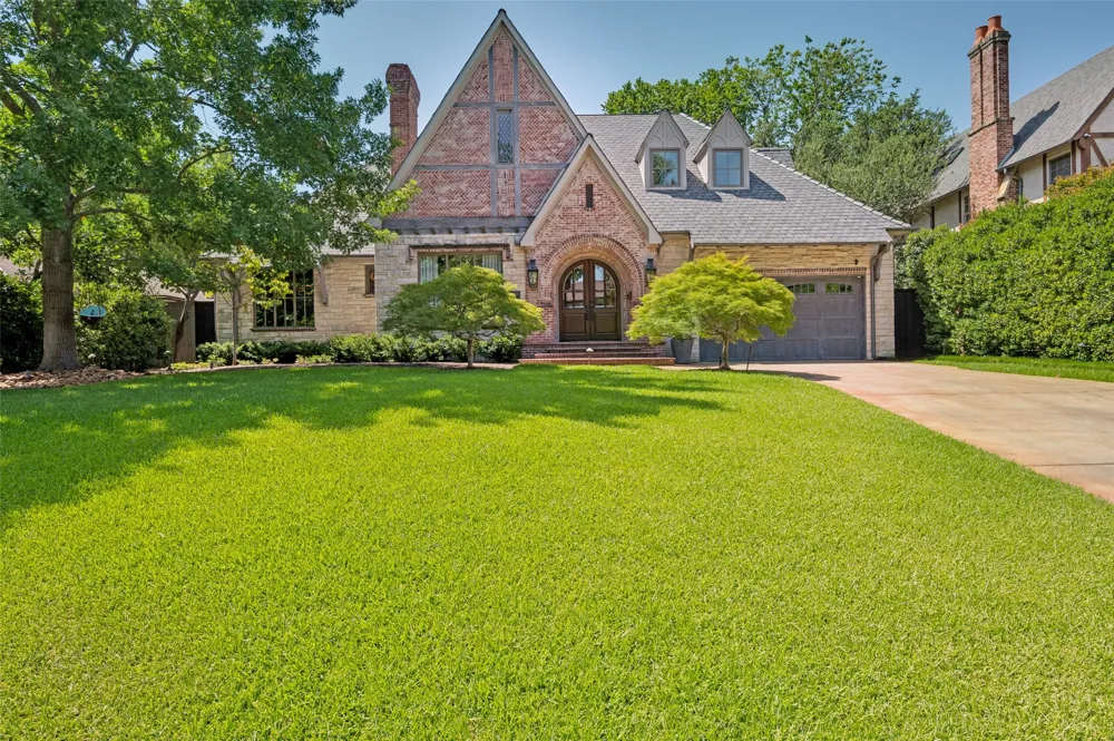 5638 Greenbrier Drive Dallas, TX 75209