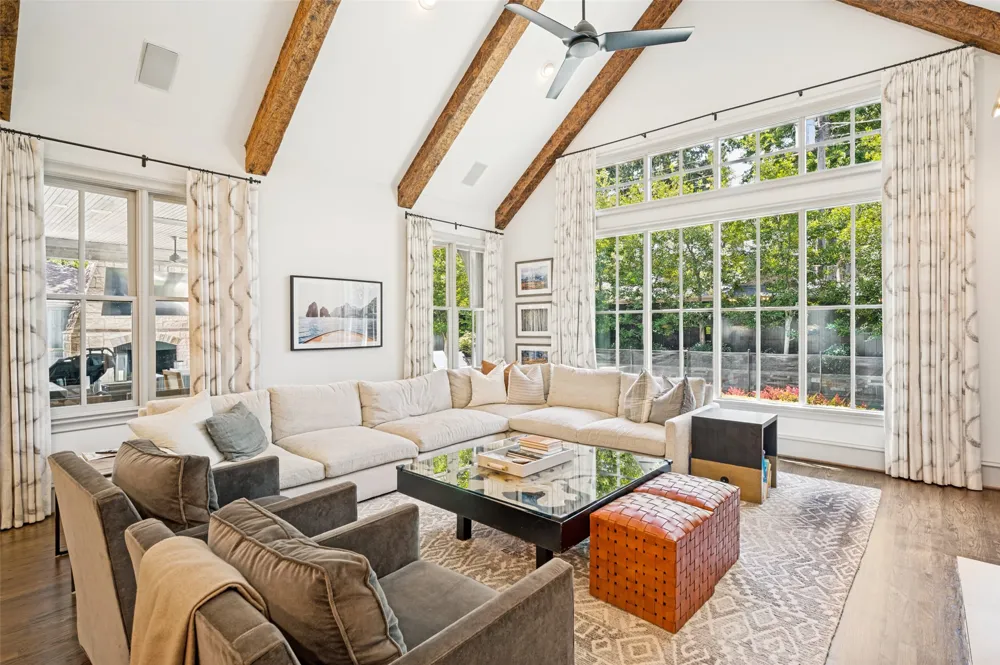 5638 Greenbrier Drive Dallas, TX 75209
