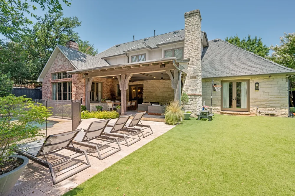 5638 Greenbrier Drive Dallas, TX 75209
