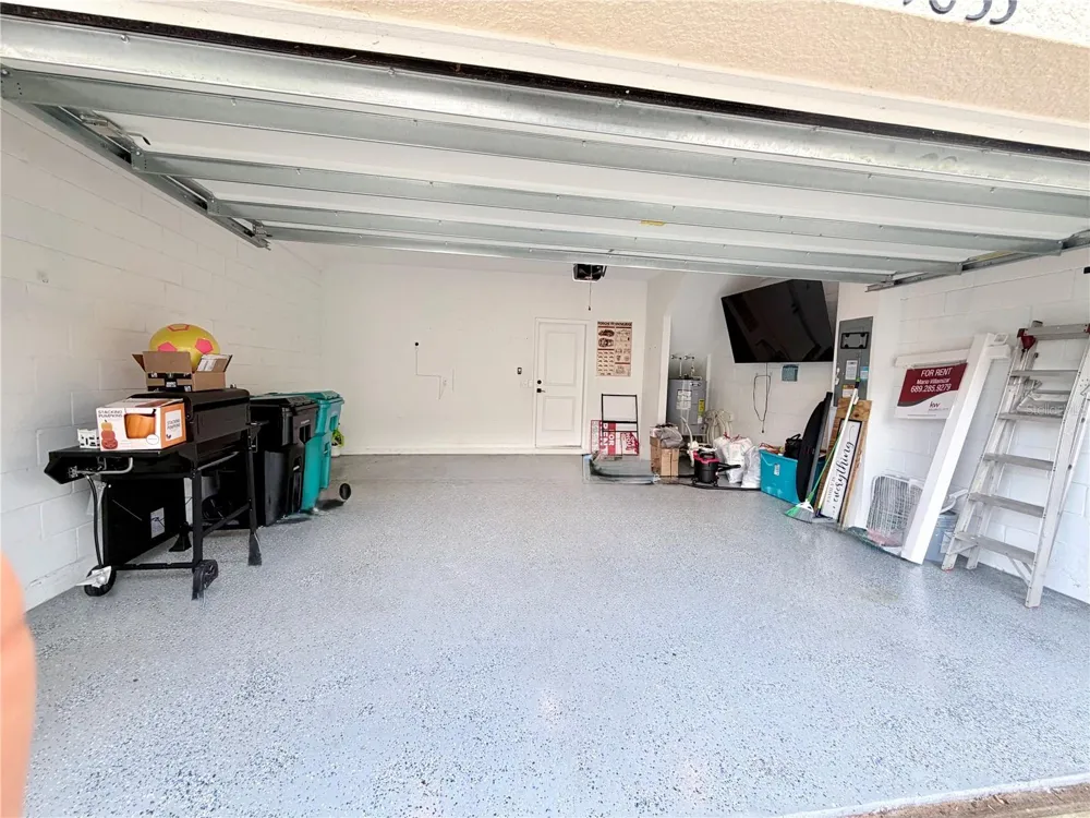 9855 WALKWAY DR Orlando, FL 32832