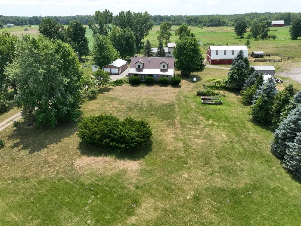 3810 W 72nd Street Garfield Township, MI 49337