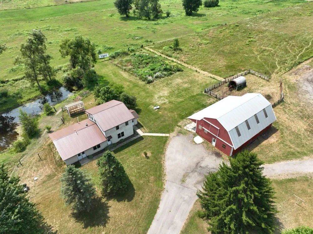 3810 W 72nd Street Garfield Township, MI 49337
