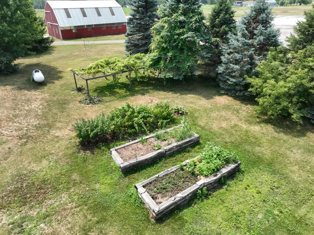 3810 W 72nd Street Garfield Township, MI 49337
