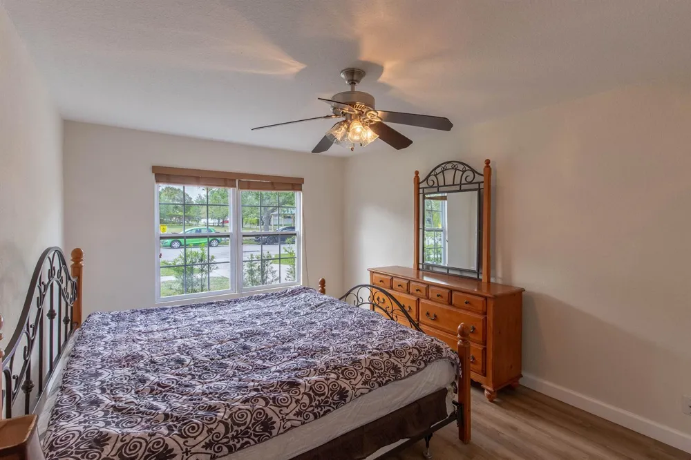 1240 Grandview Circle Royal Palm Beach, FL 33411